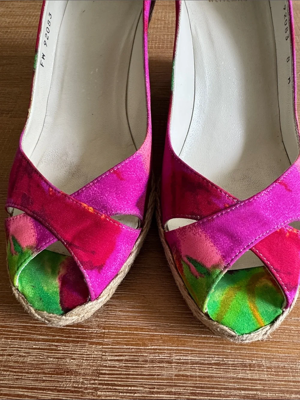 Stuart Weitzman Floral Satin Espadrille Wedge Peep Toe Pumps Shoes Women’s 8M